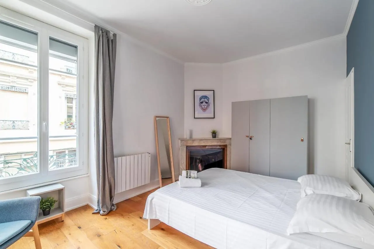 Appartement Anatha - Welkeys Lyon 0*,  France
